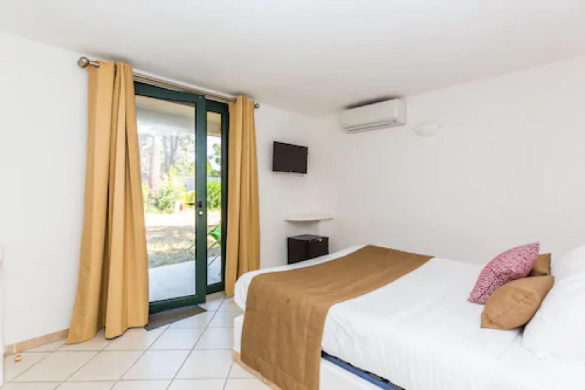 Kilina Hotell Porto-Vecchio  Exteriör bild
